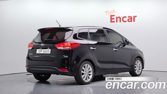 Kia Carens из Кореи Encar
