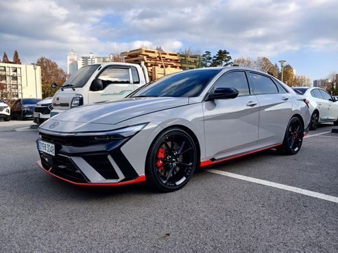 Hyundai AVANTE 2.0 N — пробег 8 654 км — фото 2 из 5