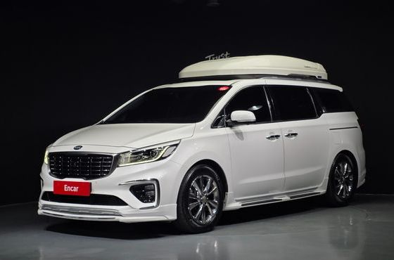Kia Carnival 7-Seater Limousine President — пробег 144 050 км — фото 1 из 5