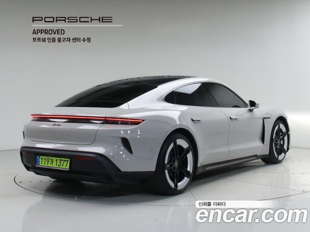 Porsche Taycan из Кореи Encar