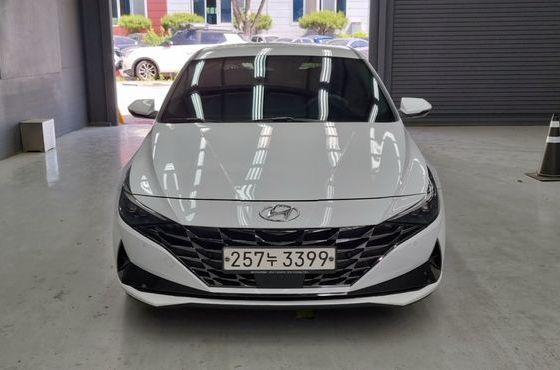 Hyundai AVANTE 1.6 Inspiration — пробег 93 087 км — фото 3 из 5