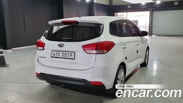 Kia Carens из Кореи Encar