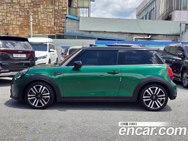 Mini Cooper Classic Third Generation — пробег 19 000 км — фото 3 из 5