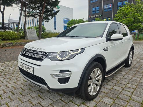 Land Rover Discovery Sport 2.0 TD4 HSE Luxury — пробег 93 999 км — фото 3 из 5
