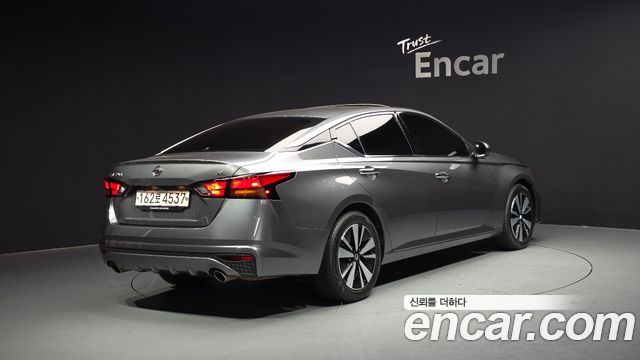 Nissan Altima из Кореи Encar