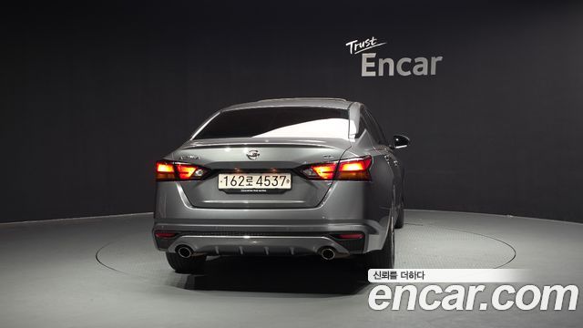 Nissan Altima из Кореи Encar