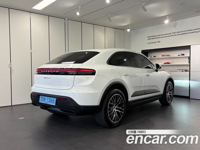 Porsche Macan из Кореи Encar