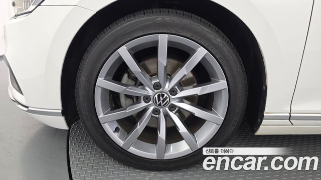 Volkswagen Passat из Кореи Encar