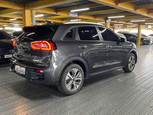 Kia Niro Noblesse — пробег 87 229 км — фото 4 из 5