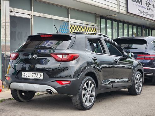 Kia Stonic Diesel 1.6 Prestige — пробег 127 561 км — фото 2 из 5