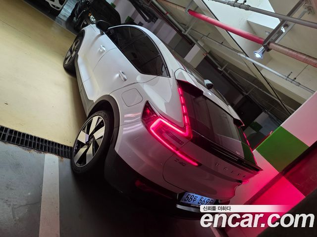 Volvo C40 из Кореи Encar