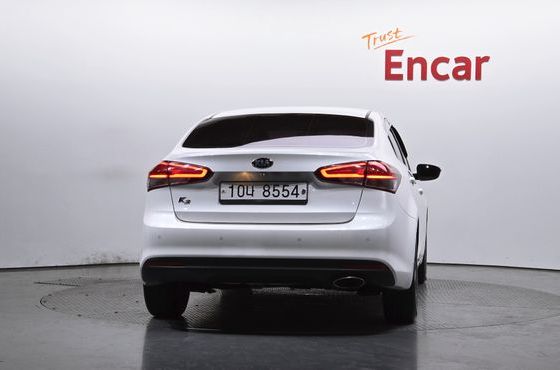 Kia K3 Trendy Style — пробег 97 321 км — фото 4 из 5