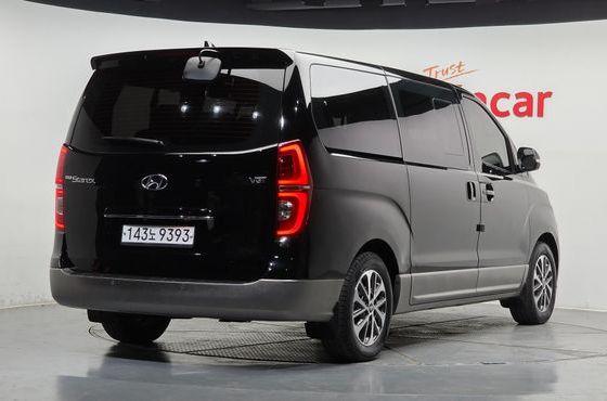 Hyundai Starex Urban 9-Seater Exclusive — пробег 91 327 км — фото 2 из 5