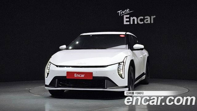 Kia EV4 из Кореи Encar