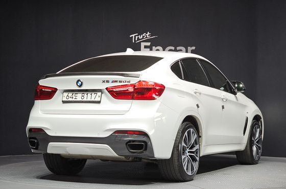 BMW X6 M50d — пробег 74 278 км — фото 2 из 5