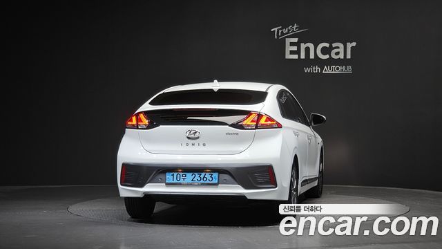 Hyundai Ioniq из Кореи Encar