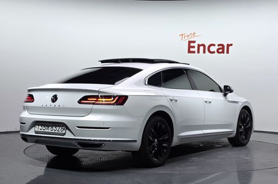 Volkswagen Arteon 2.0 TDI Prestige — пробег 81 003 км — фото 2 из 5