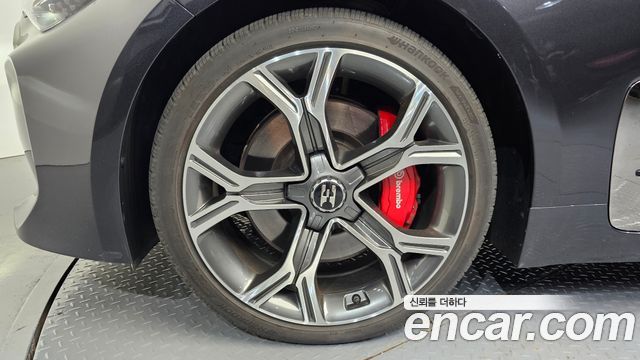Kia Stinger из Кореи Encar