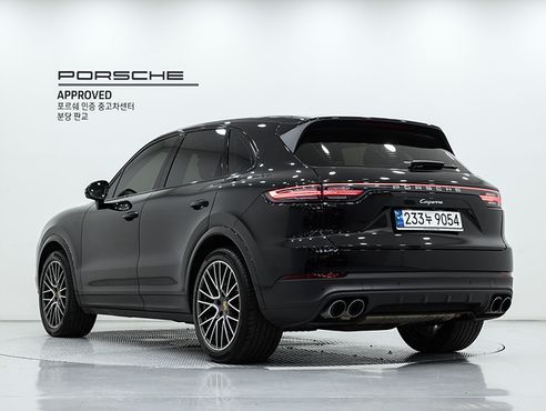 Porsche Cayenne 3.0 — пробег 34 570 км — фото 2 из 5