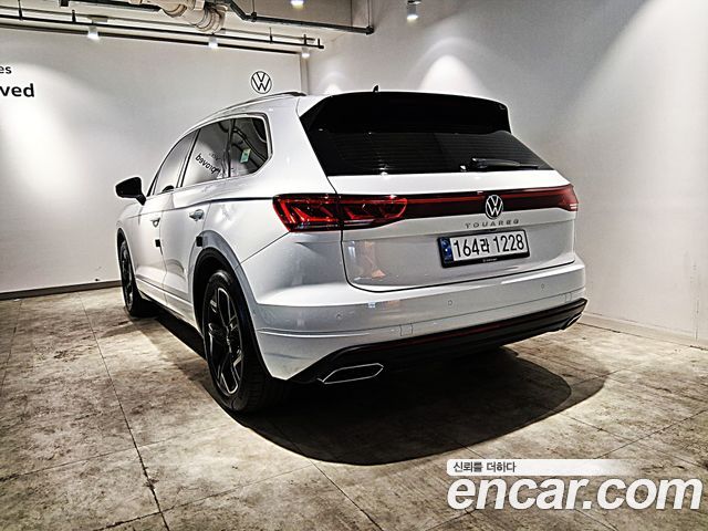 Volkswagen Touareg 3.0 TDI Prestige — пробег 41 066 км — фото 2 из 5