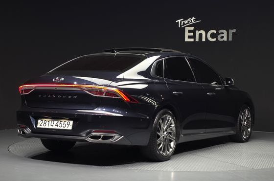 Hyundai Grandeur 3.3 Calligraphy — пробег 85 672 км — фото 2 из 5