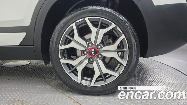 Kia Seltos из Кореи Encar