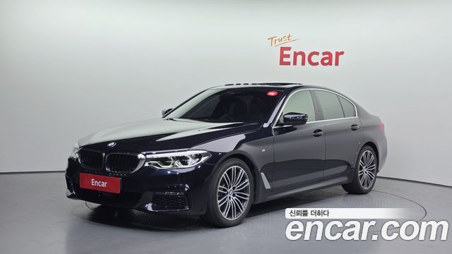 BMW 5-Series 520d xDrive M Sport Package Plus — пробег 45 279 км — фото 1 из 5