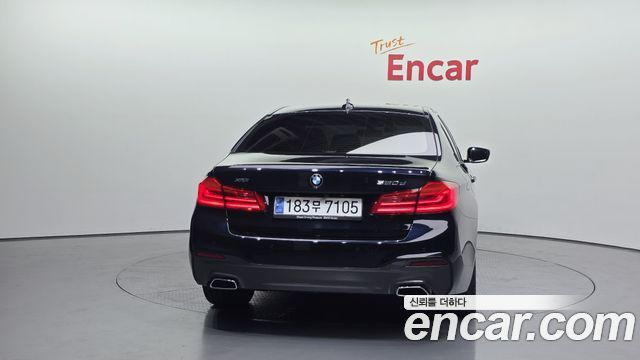 BMW 5-Series 520d xDrive M Sport Package Plus — пробег 45 279 км — фото 4 из 5