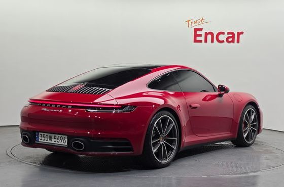 Porsche 911 Carrera 4S — пробег 29 089 км — фото 2 из 5