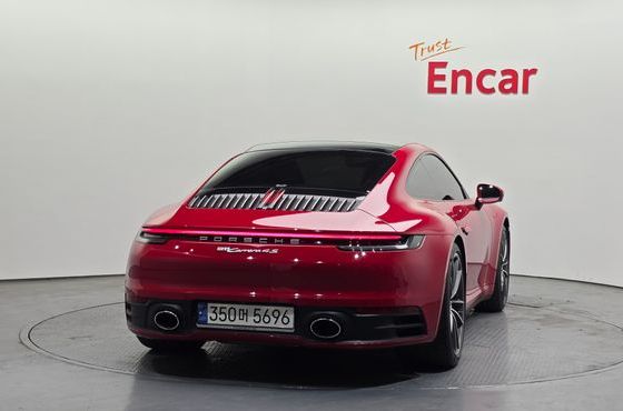 Porsche 911 Carrera 4S — пробег 29 089 км — фото 4 из 5