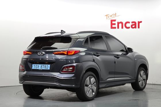 Hyundai Kona Premium — пробег 74 821 км — фото 2 из 5