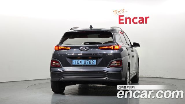 Hyundai Kona из Кореи Encar