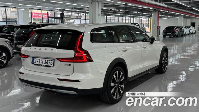 Volvo V60 из Кореи Encar