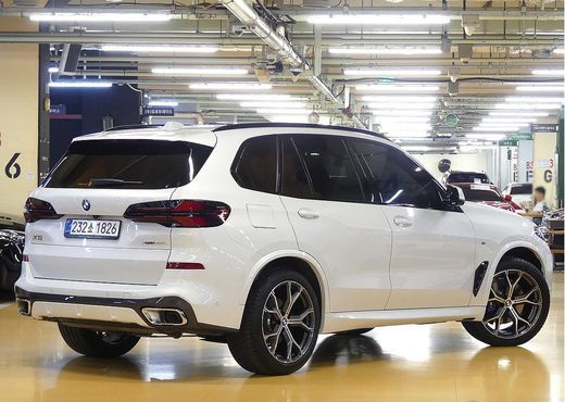 BMW X5 xDrive 40i M Sport — пробег 5 600 км — фото 2 из 5