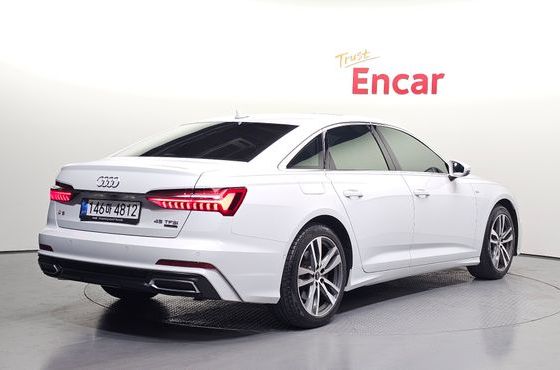 Audi A6 45 TFSI Quattro Premium — пробег 39 677 км — фото 2 из 5