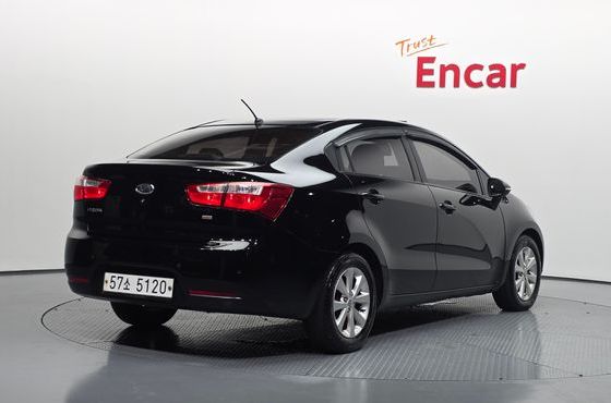 Kia pride 1.6 GDI Sedan Luxury — пробег 138 648 км — фото 2 из 5