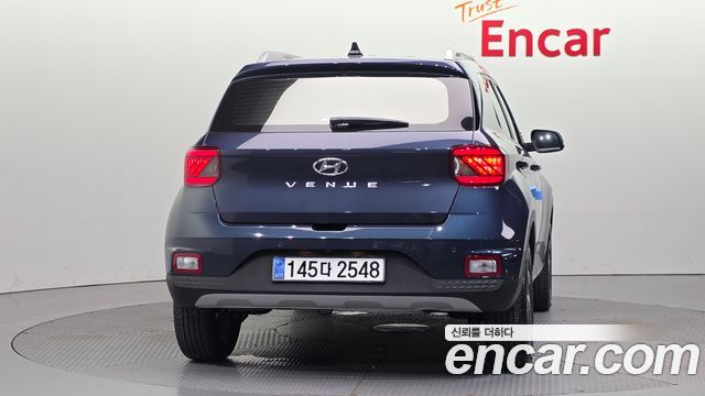 Hyundai Venue из Кореи Encar