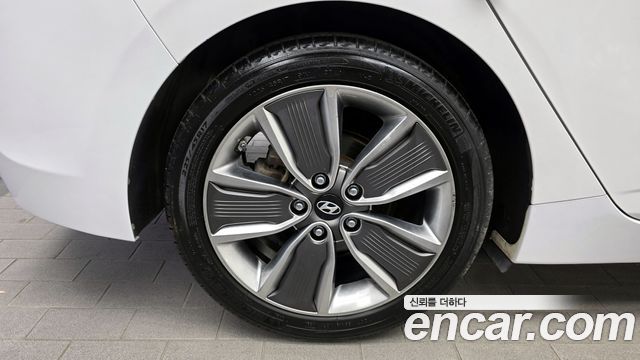 Hyundai Ioniq из Кореи Encar