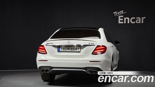 Mercedes-Benz E-Class из Кореи Encar