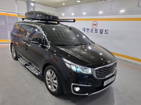 Kia Carnival 9-seater Noblesse — пробег 121 728 км — фото 2 из 5