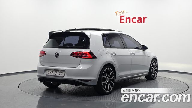Volkswagen Golf из Кореи Encar