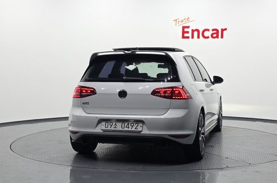 Volkswagen Golf 2.0 GTI Extreme Edition — пробег 102 388 км — фото 4 из 5