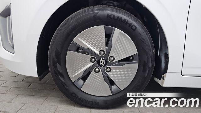 Hyundai Ioniq из Кореи Encar