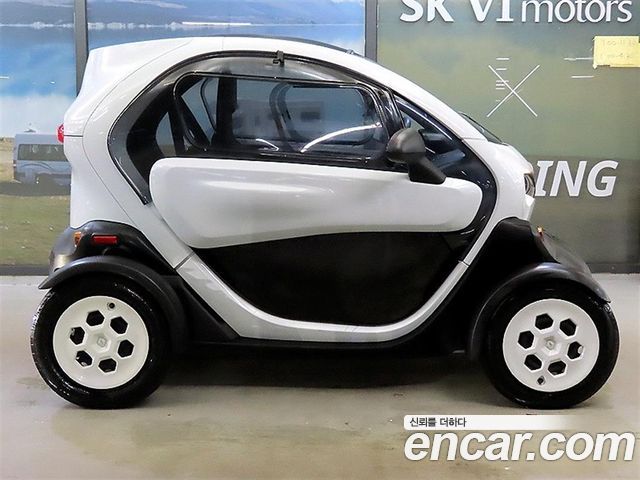 Renault (Samsung) Twizy Life(2-Seater) — пробег 14 119 км — фото 3 из 5