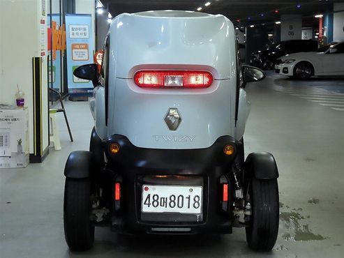 Renault (Samsung) Twizy Life(2-Seater) — пробег 14 119 км — фото 5 из 5