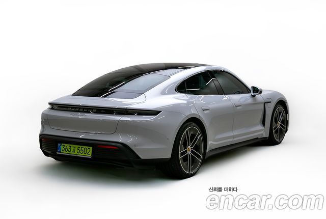 Porsche Taycan из Кореи Encar