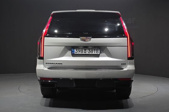 Cadillac Escalade 6.2 Sports Platinum — пробег 61 405 км — фото 4 из 5