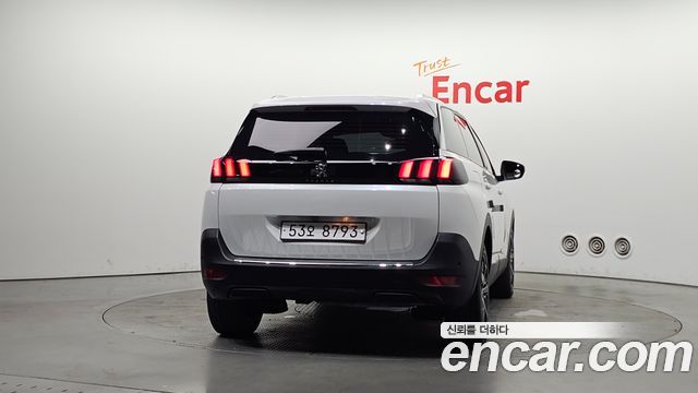 Peugeot 5008 из Кореи Encar