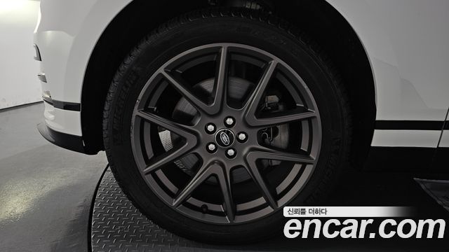 Land Rover Range Rover Velar из Кореи Encar