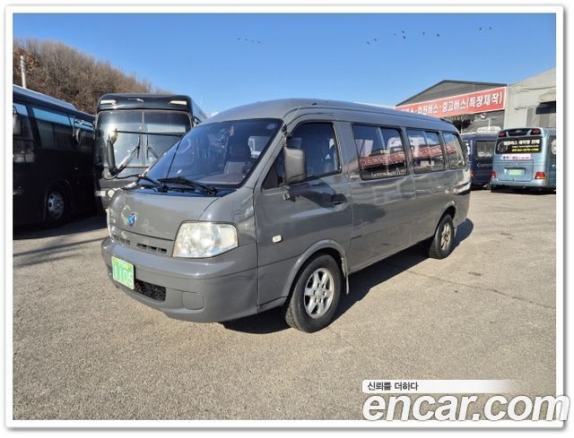 Kia Bongo III Minibus 15-Seater Extra-Long Coach LTD 15-Seater Extra-Long Coach SDX — пробег 225 571 км — фото 2 из 5